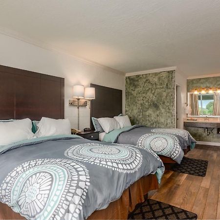 Fairway Inn Berryville ภายนอก รูปภาพ