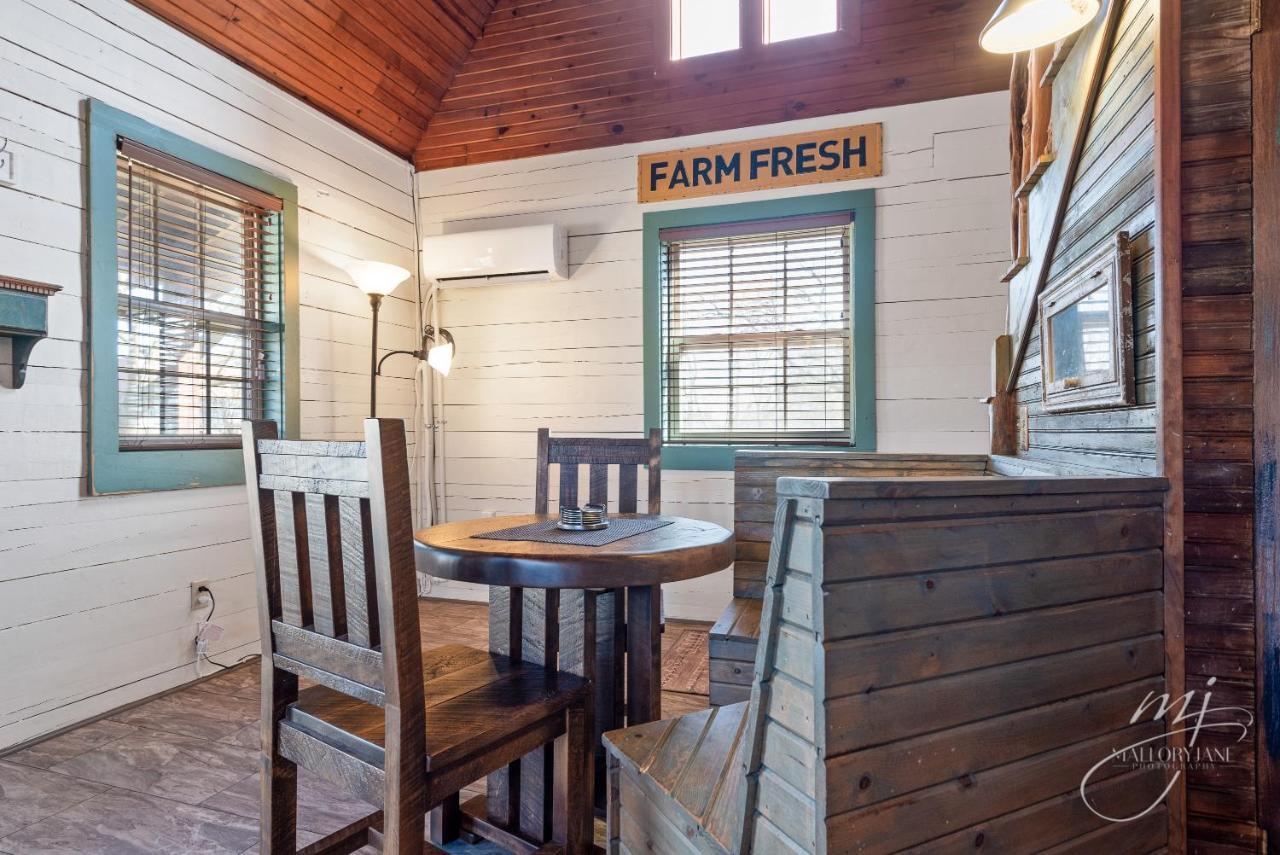 Fairway Inn Berryville ภายนอก รูปภาพ